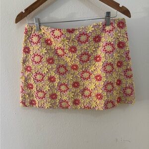 Prada Spring Lace & Embroidered Mini Skirt Size 42 Italian